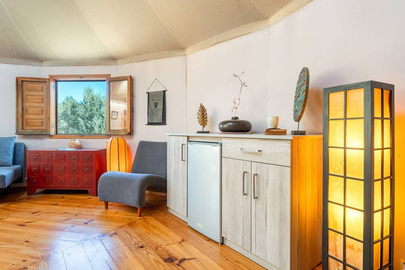 Foto 7 von 38: Finca 'Yurta Mongola Delta Del Ebro' mit Meerblick, Gemeinschaftspool und Wi-Fi