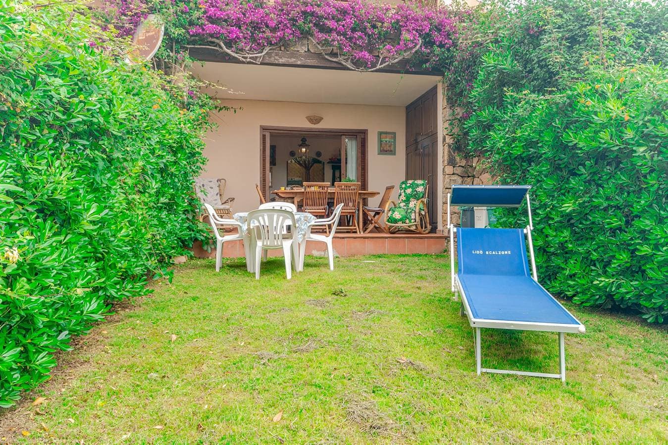 Foto 2 von 26: Apartment 'Gelsomino Vista Mare' mit Meerblick, privater Terrasse und privatem Garten