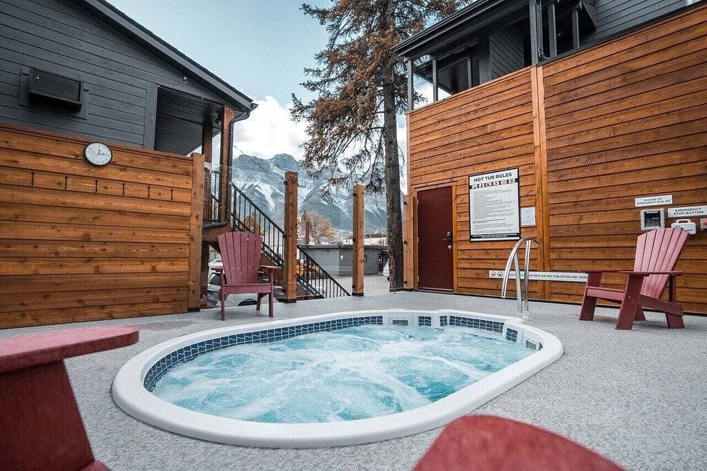 Foto 7 von 12: Lamphouse Hotel - Ferienwohnung - Doppelzimmer mit Queensize-Bett