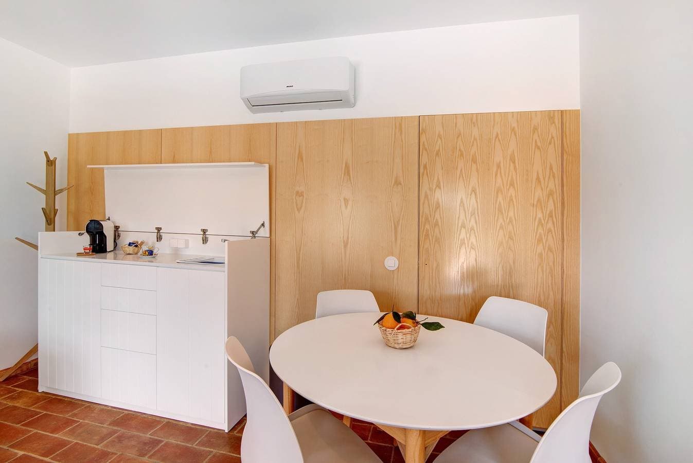 Foto 9 von 32: Ferienwohnung 'Casa Do Livramento Adega' mit Gemeinschaftspool, WLAN und Klimaanlage