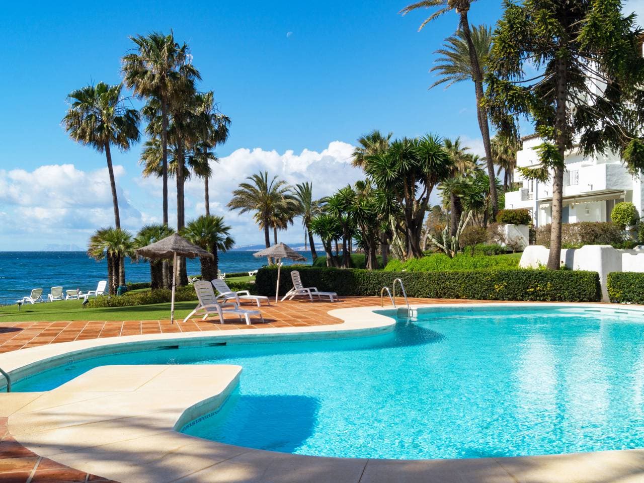 Sehr modernes, schönes Appartementhaus Alcazaba Beach 1