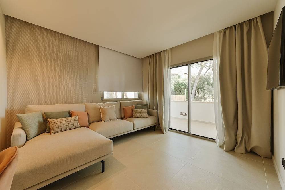 Foto 12 von 30: Luxury Villa. Heated pool. Sea & Mountain views