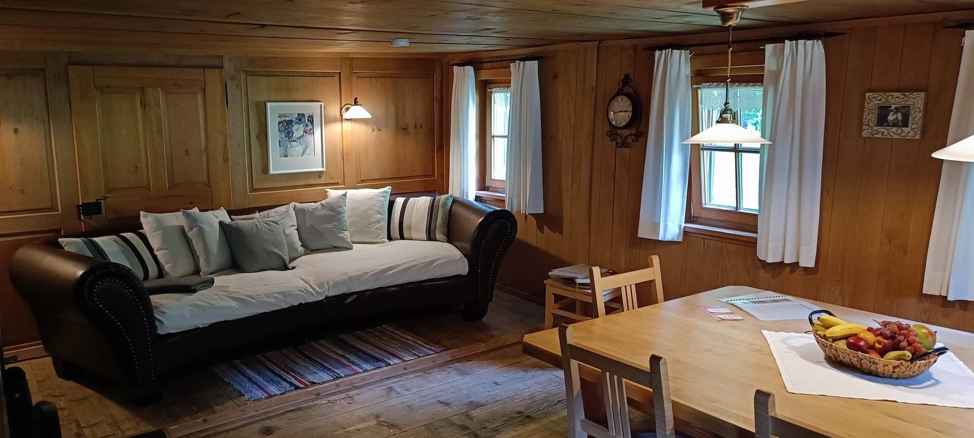 Foto 10 von 38: Ferienhaus 'Ferienhaus-Bregenzerwald' mit Bergblick, privater Terrasse und Wi-Fi