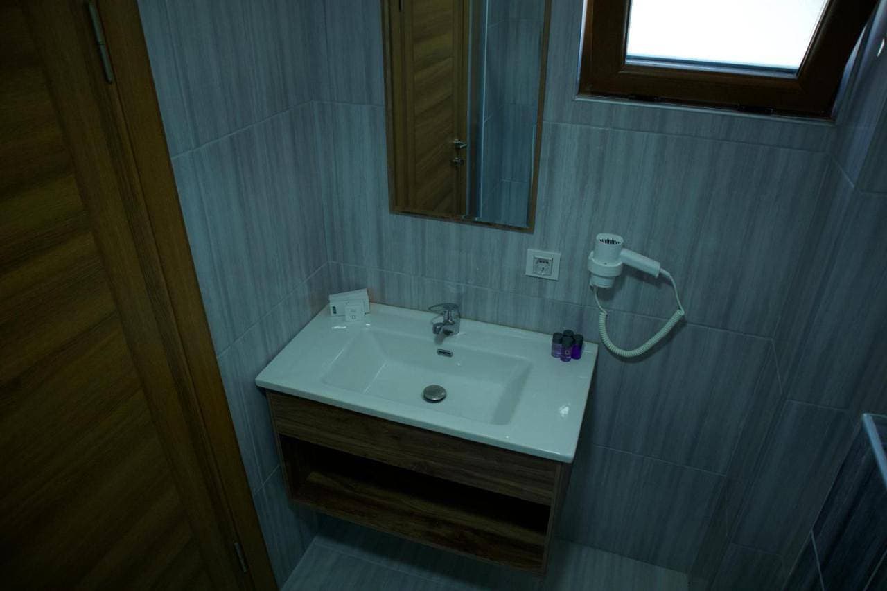 Foto 10 von 12: Twin Room
