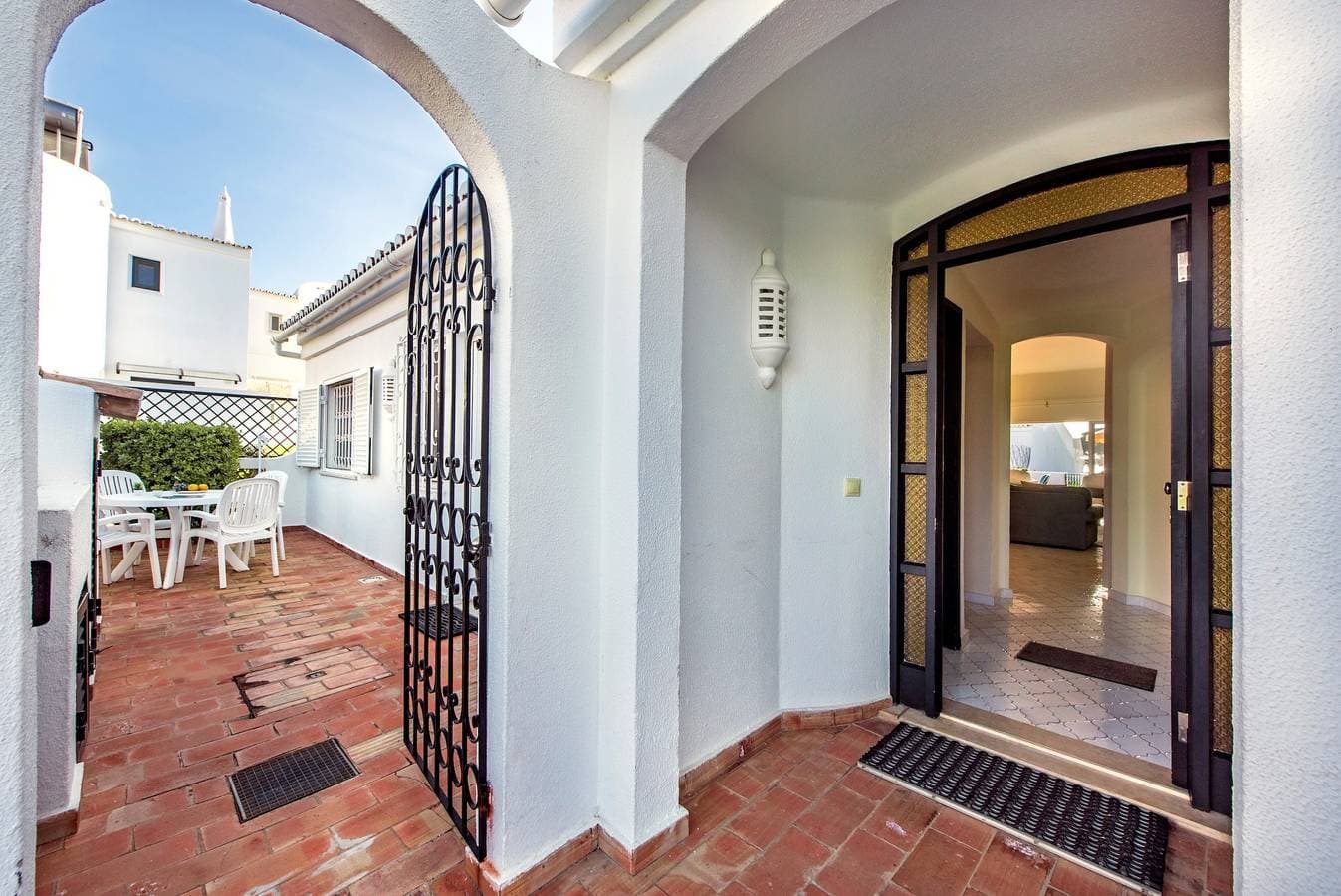 Foto 5 von 37: Villa 'Mng Elliott42' mit privatem Pool, WLAN und Klimaanlage