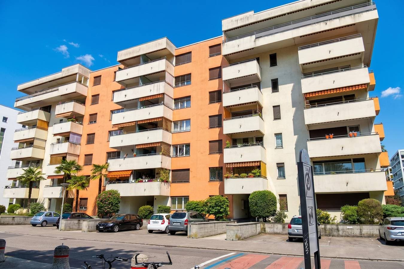 Foto 7 von 23: Lido Apartment Locarno with Balcony and Parking