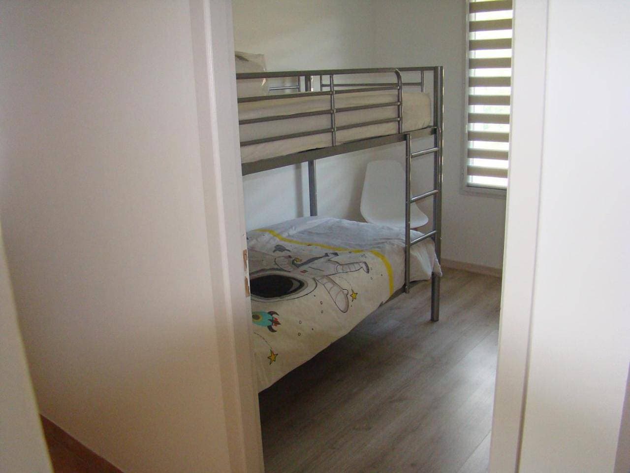 Foto 7 von 17: Two-Bedroom Apartment