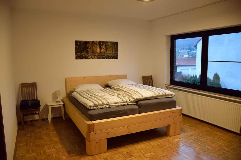 Foto 2 von 27: Luxoriöse Ferienwohnung mit großem Balkon, Sauna und Bar auf 295 m²