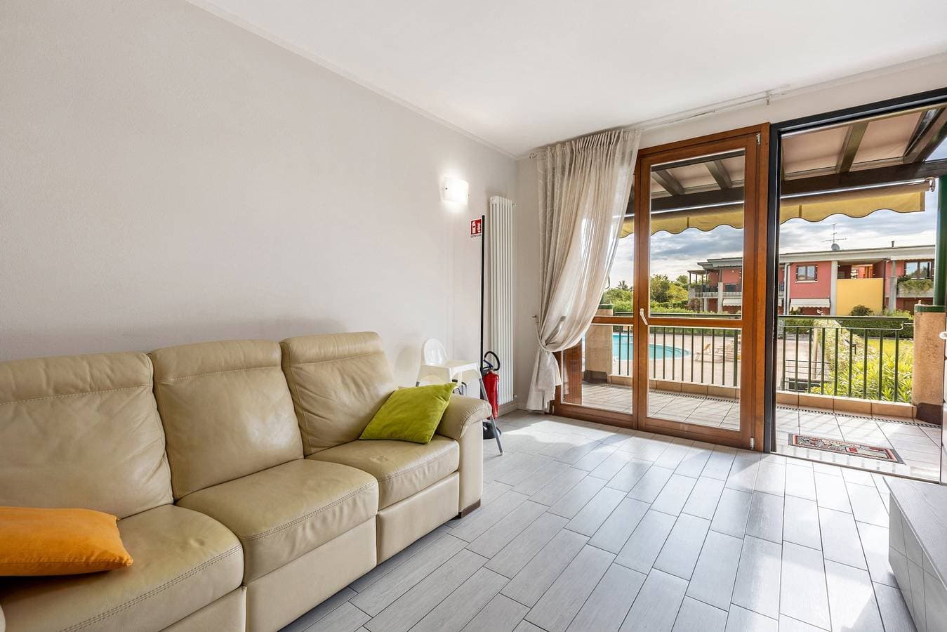 Foto 3 von 33: Apartment 'Delizioso Residence Vista Lago' mit Seeblick, WLAN und Klimaanlage