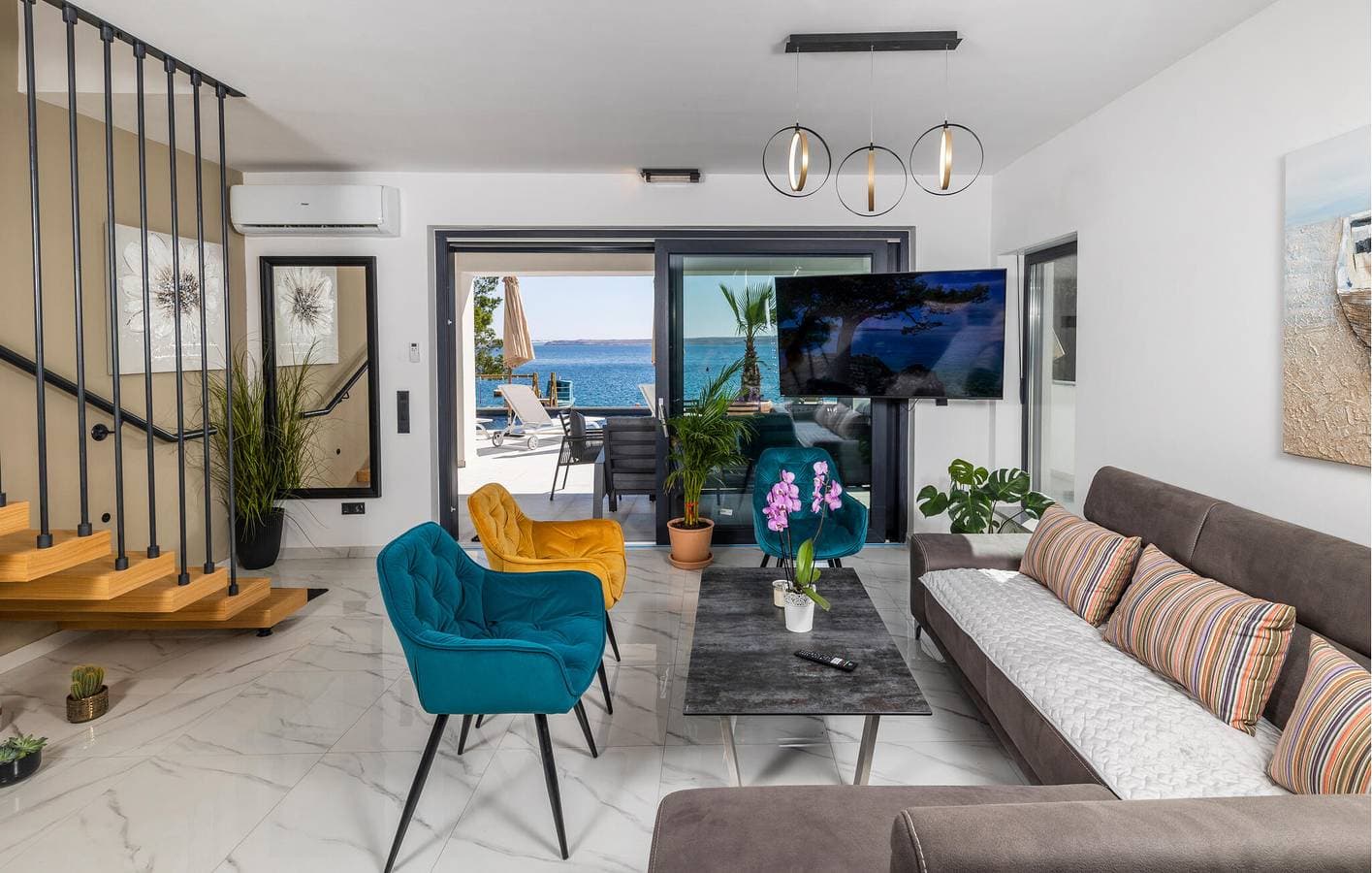 Foto 7 von 43: Gemütliche 200 m² große Wohnung mit Pool, Terrasse und 1,5 km entferntem Strandzugang
