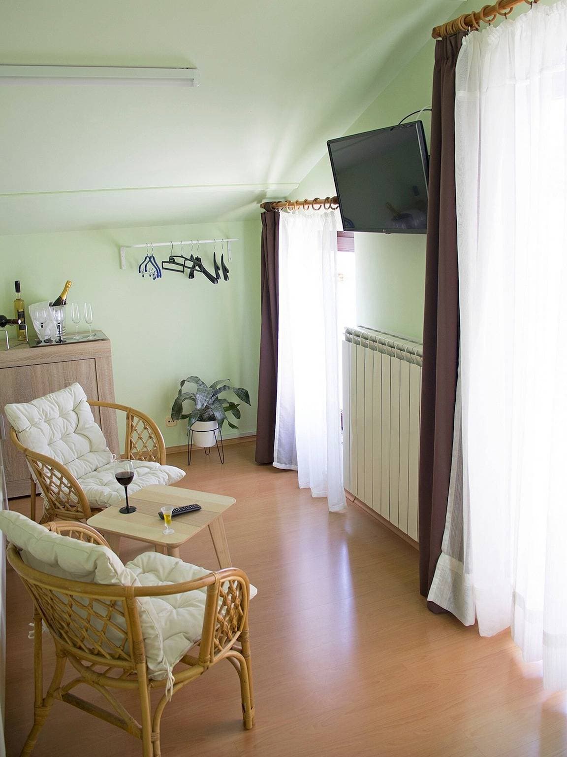 Foto 10 von 14: Studio Ferienwohnung mit Terrasse