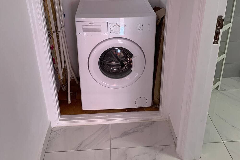 Foto 6 von 22: S. Parque Santiago 1-1 bed-pool-easy access. Sunny