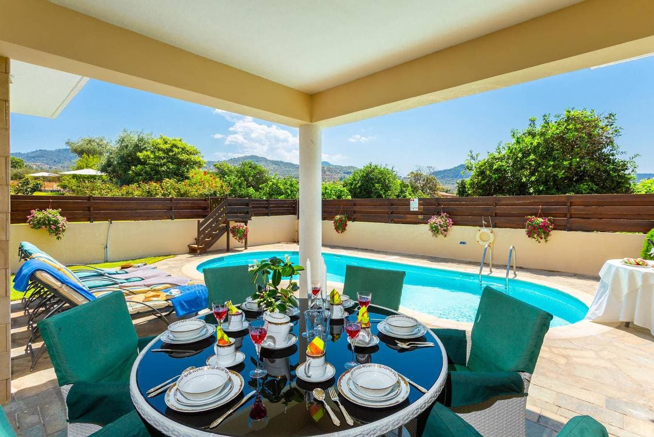 Foto 9 von 50: Villa für 7 Personen mit Terrasse