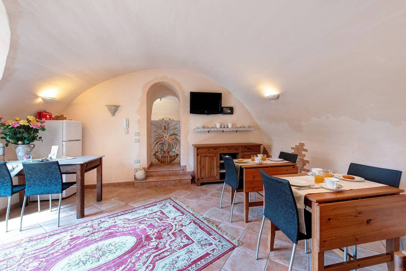 Foto 12 von 39: Bed and Breakfast 'Giardini Di Corte - Dalia' mit Seeblick, WLAN und Klimaanlage