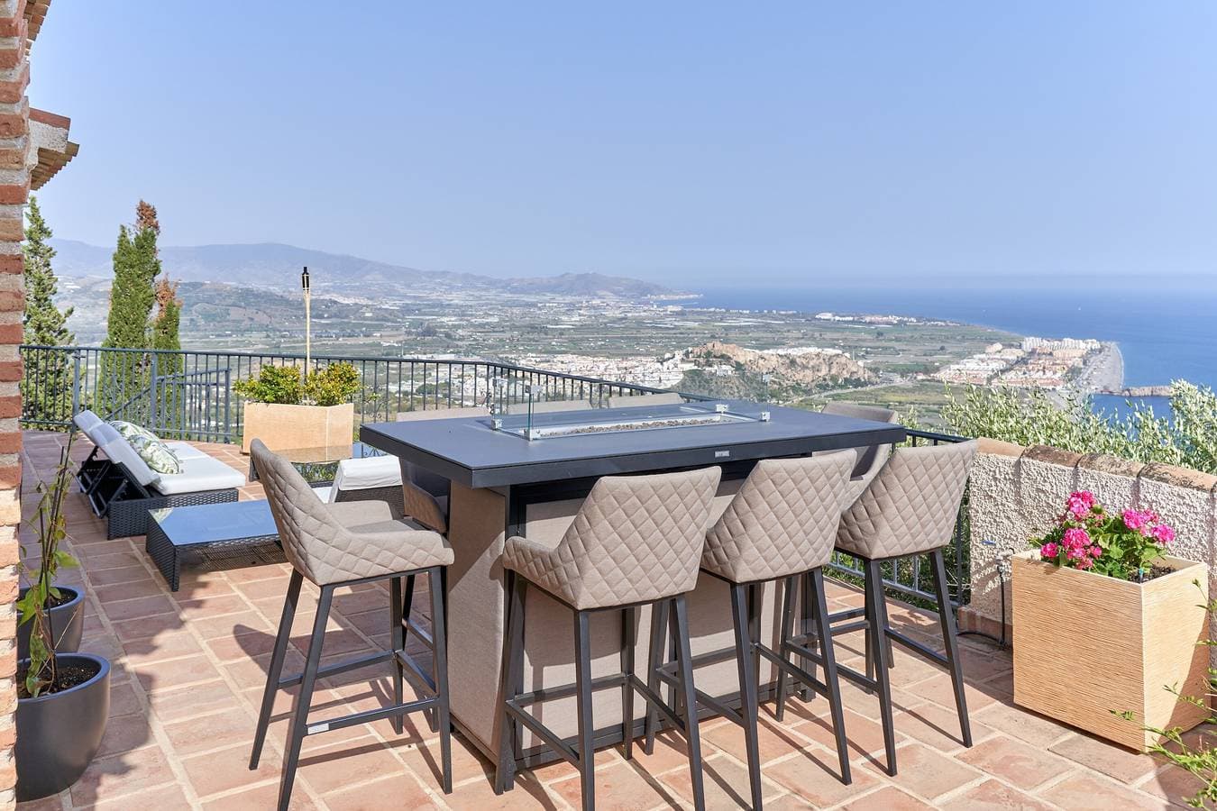 Foto 3 von 42: Villa 'Casa Milo' mit Meerblick, WLAN und Klimaanlage