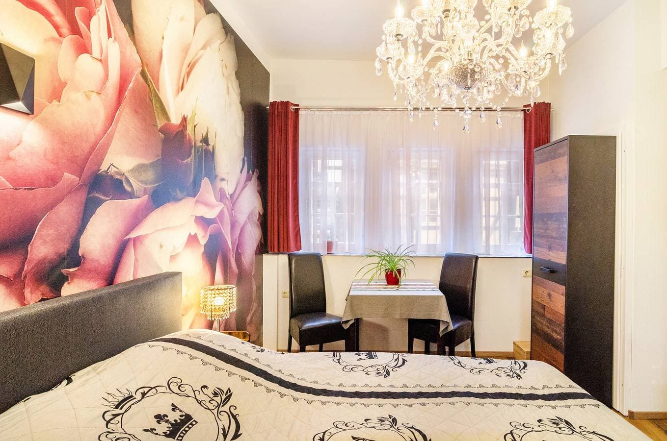 Foto 12 von 32: Apartment „Doppelzimmer mit eigenem Bad"