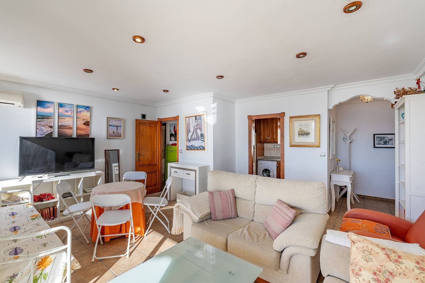 Foto 7 von 35: Ferienwohnung 'Bonito Apartamento Frente Al Mar' mit Meerblick, WLAN und Klimaanlage