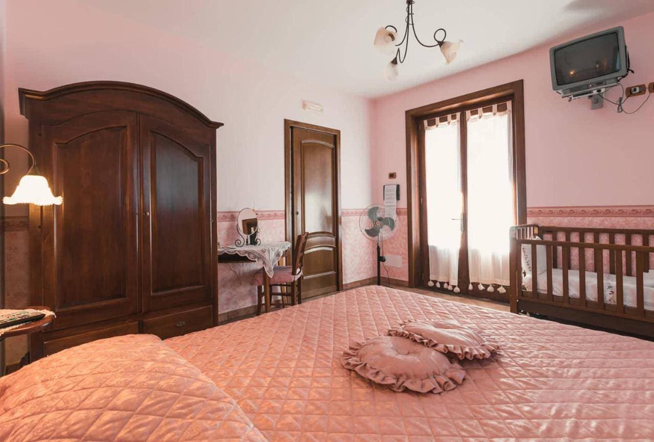 Foto 7 von 13: Double Room with Balcony