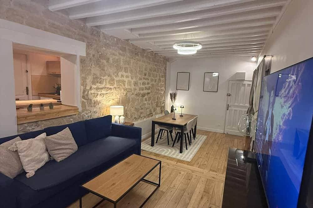 Foto 7 von 11: Stunning Duplex In The Heart Of The City Center With Underground Parking Included, 10 Minutes From Paris