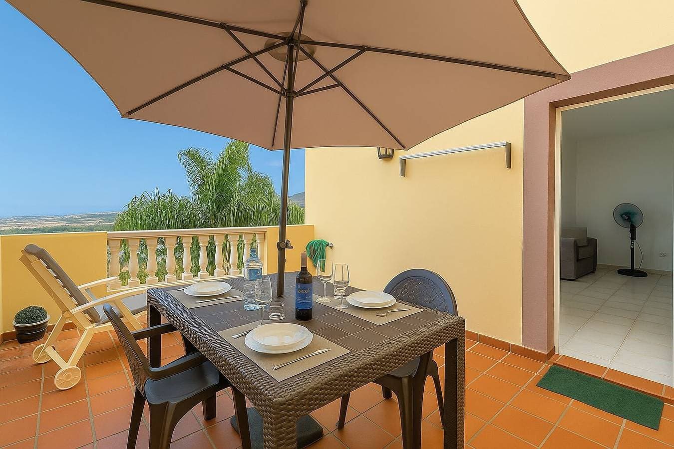 Foto 3 von 37: Ferienwohnung 'Balcones Del Atlantico' mit Meerblick, Gemeinschaftspool und WLAN