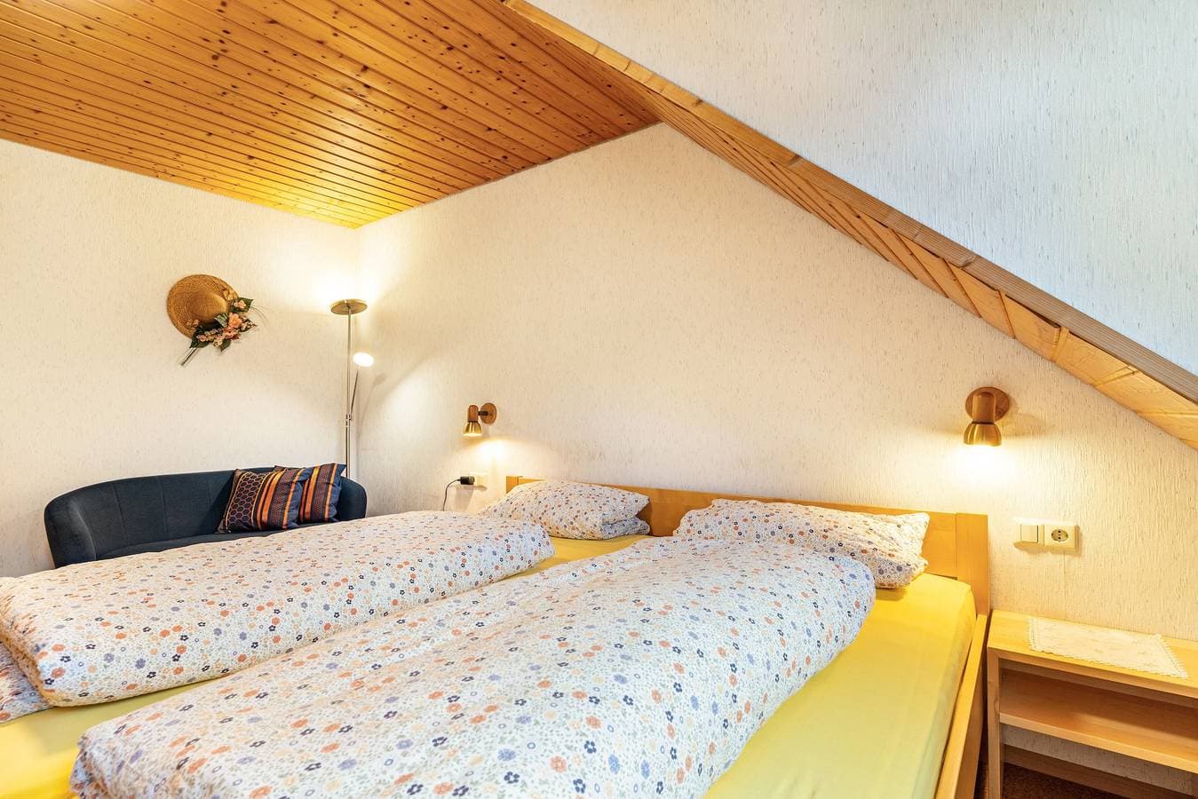 Foto 7 von 26: Ferienwohnung 3 Im Bauernhaus mit gemeinsamer Terrasse, Gemeinschaftsgarten und WLAN