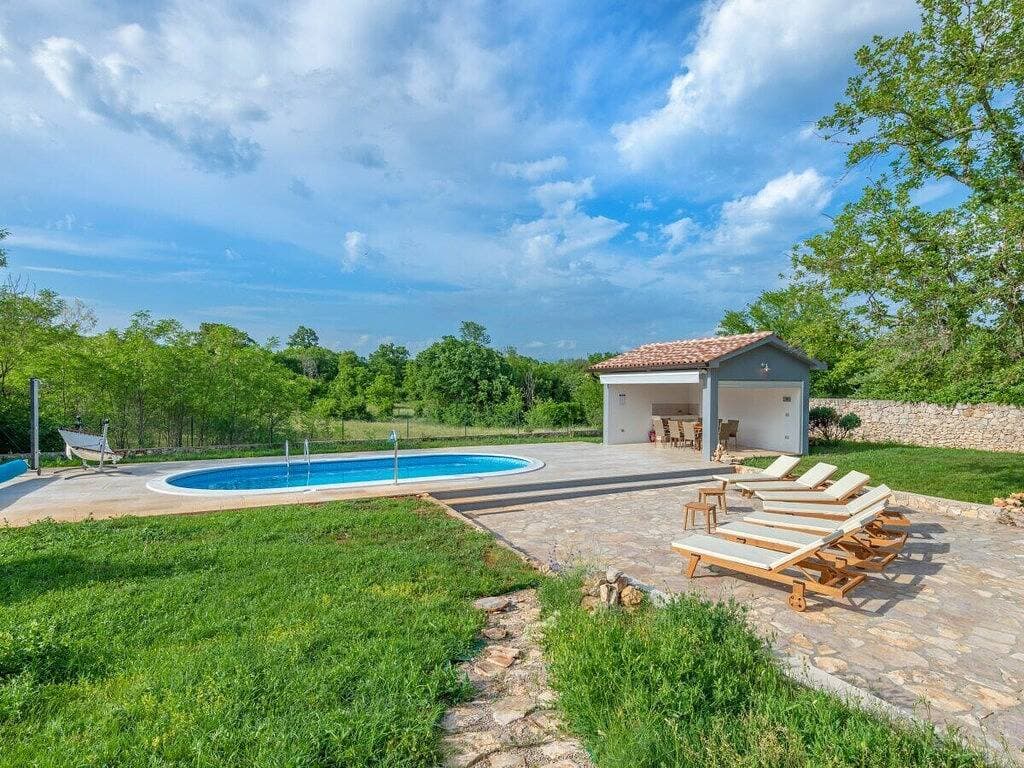 Foto 11 von 31: Villa in Labin mit Schwimmbecken