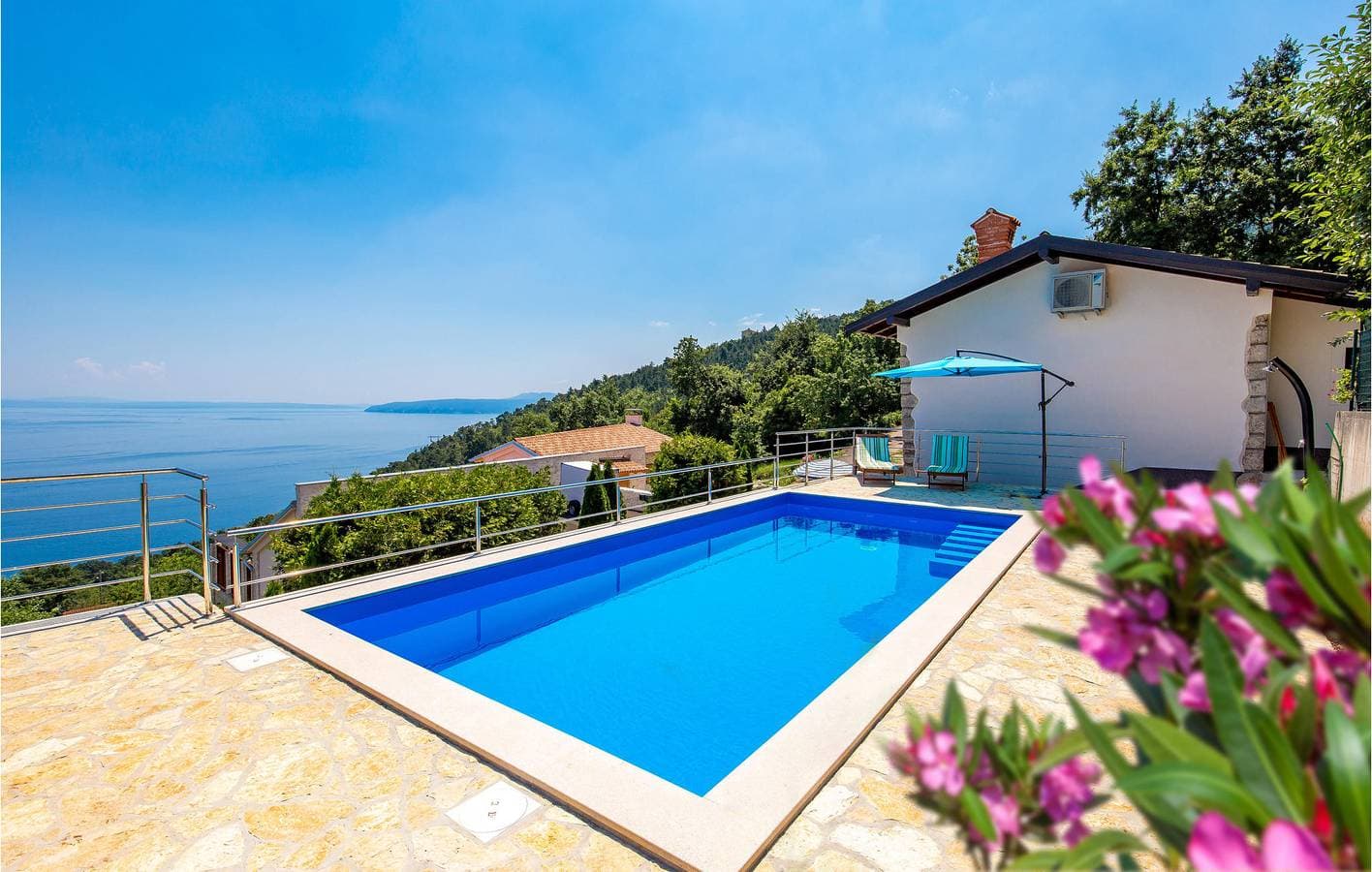 Foto 5 von 46: Gemütliches Apartment mit Meerblick, Terrasse, WLAN und Parkplatz – 1,5 km vom Strand entfernt