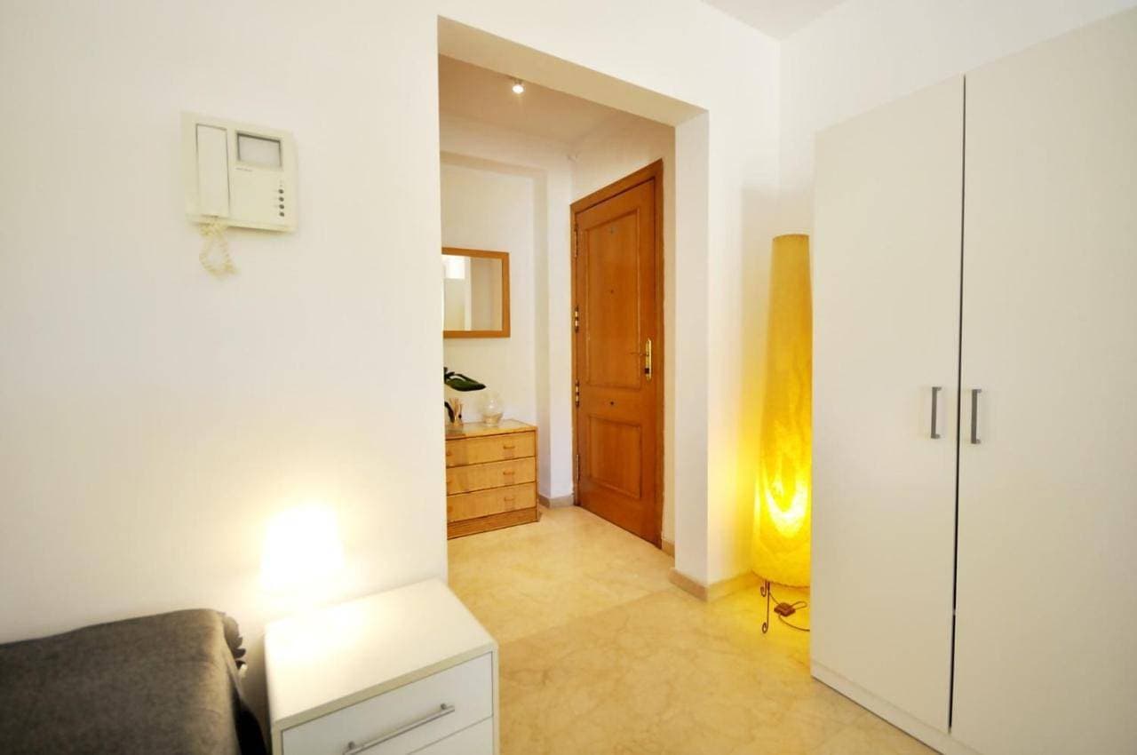 Foto 5 von 15: One-Bedroom Apartment