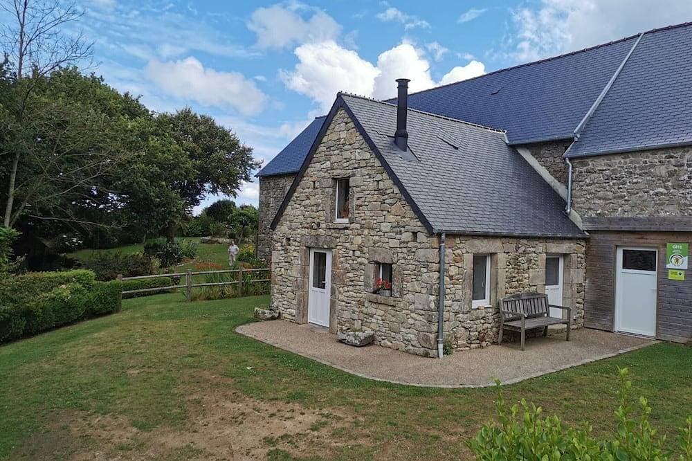 Charmantes Haus in La Hague mit abgeschlossenem Garten 1