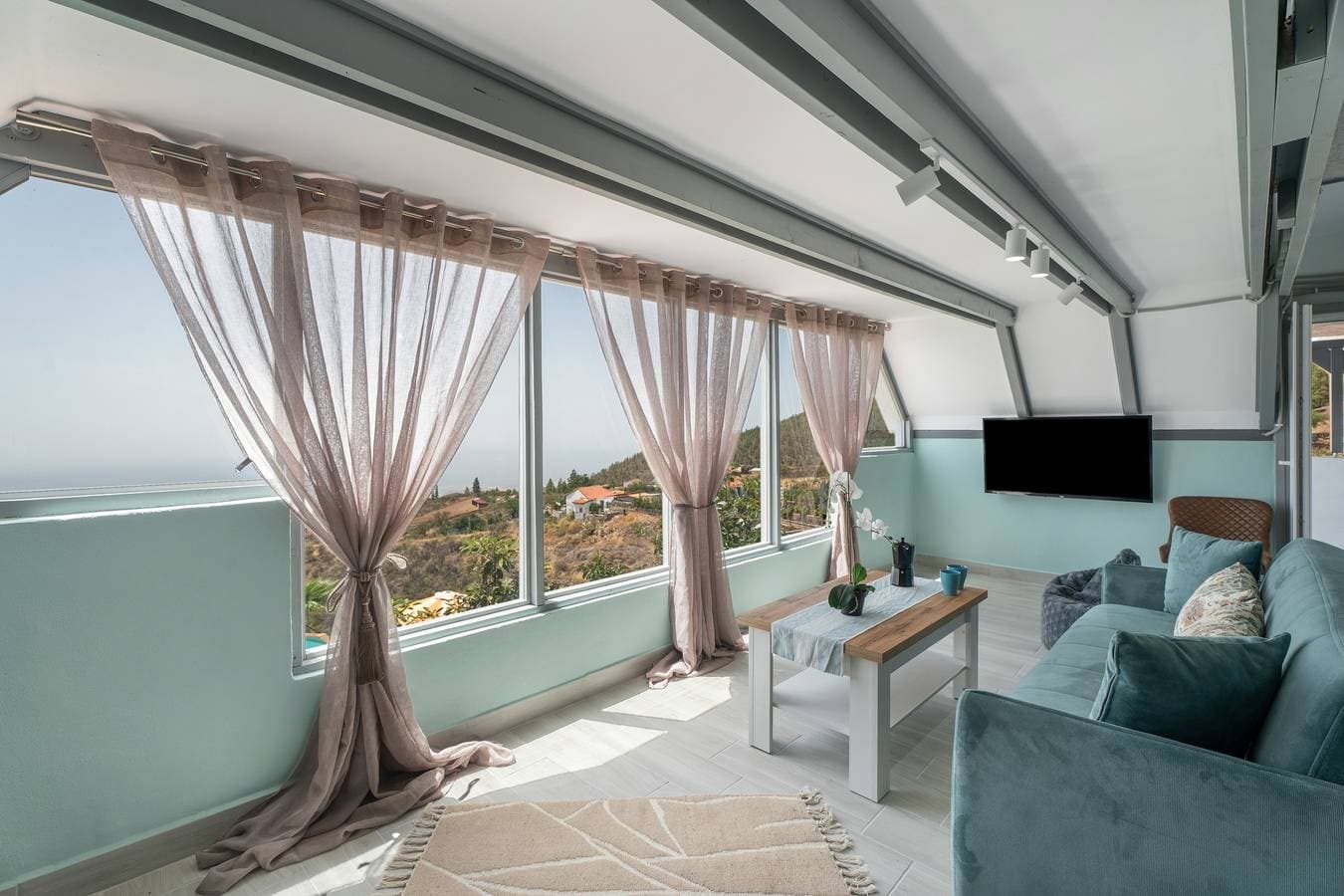 Foto 5 von 28: Ferienwohnung 'Land Of Dreams 3' mit Meerblick, Gemeinschaftspool und WLAN