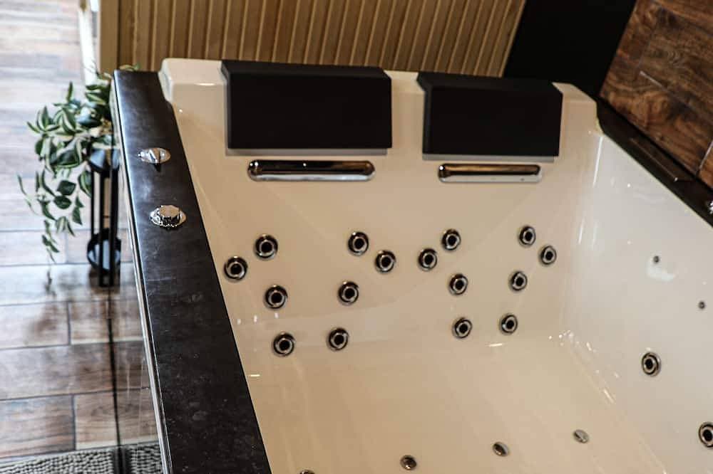 Foto 9 von 30: Apartment-Whirlpool-Le Premium