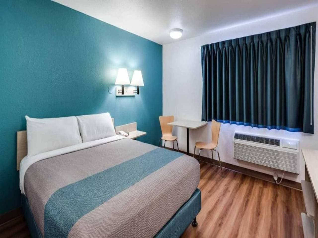 1 Queensize-Bett (Rauchen) | Spokane, Wa - West 1