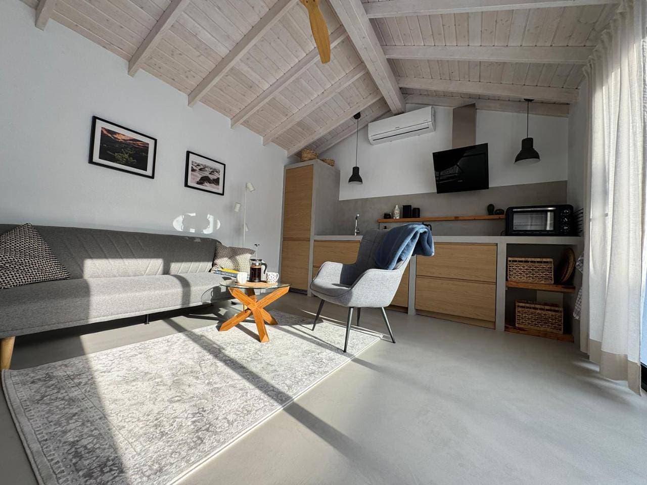 Foto 6 von 30: One-Bedroom Apartment with Terrace
