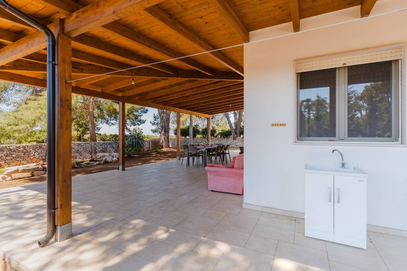 Foto 8 von 25: Gästehaus für 10 Personen mit Terrasse