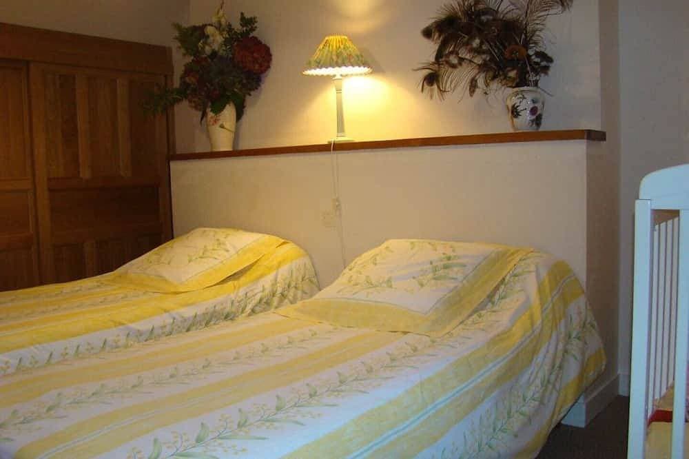 Foto 3 von 22: Manoir de Menez Bras - Le Petit Penty