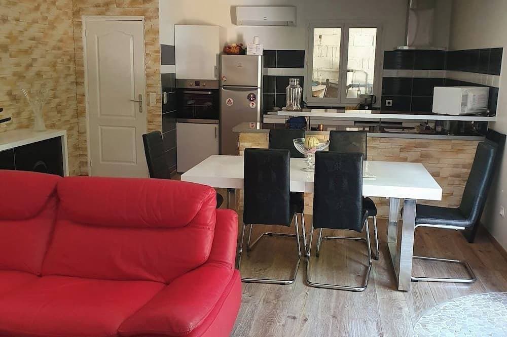 Foto 7 von 11: Lovely apartment in a peaceful green setting on the village heights.
