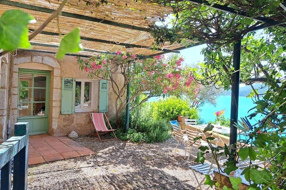 \"les Terrasses\" : Maison Dans le Village, 4 Terrasses 1