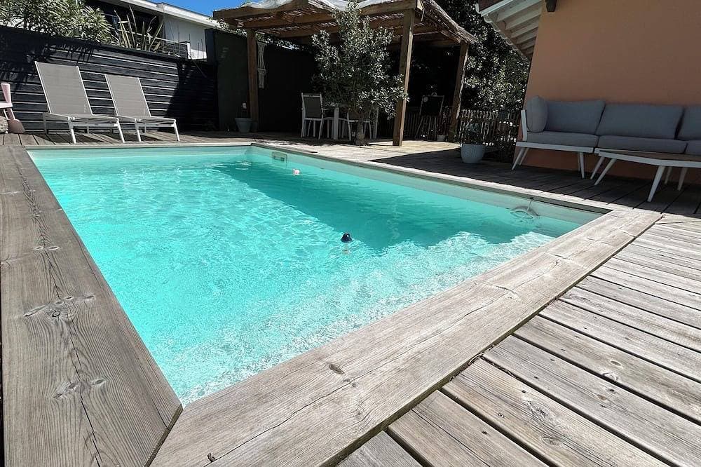 Foto 7 von 8: Chambre Les Pins