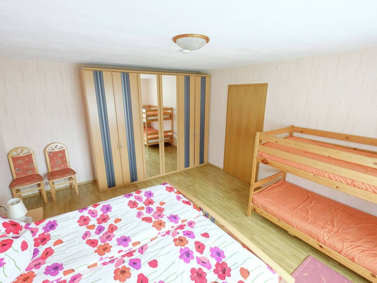 Foto 9 von 17: Ferienhaus für 4 Personen mit Terrasse