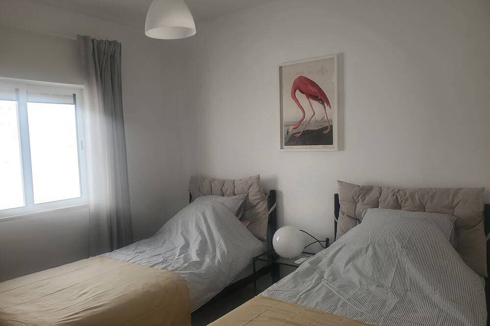 Foto 6 von 21: 3 bedroom apartment Salema Amazing sea view Shared pool Beach 5 min walk