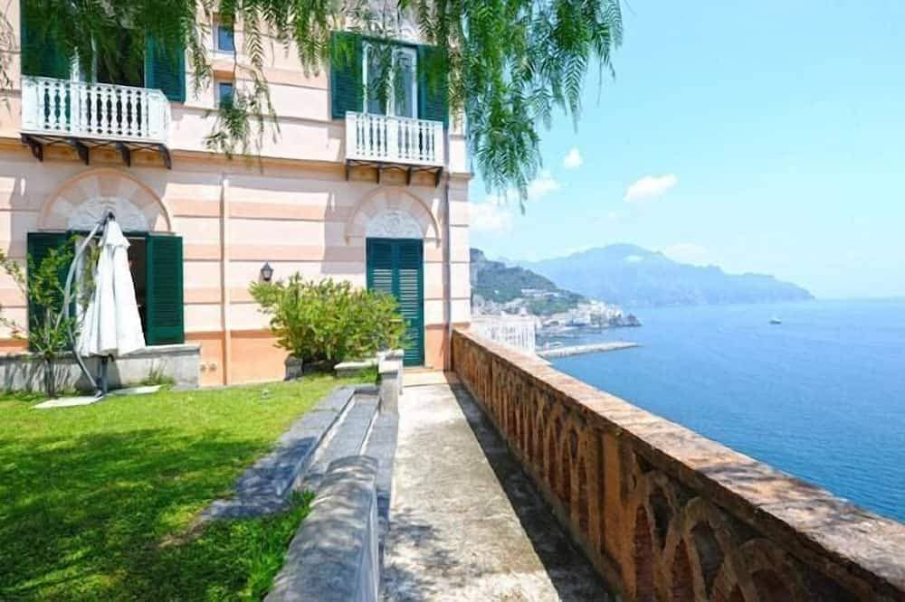 Foto 13 von 16: Amalfi Escher Haus Mit Garten
