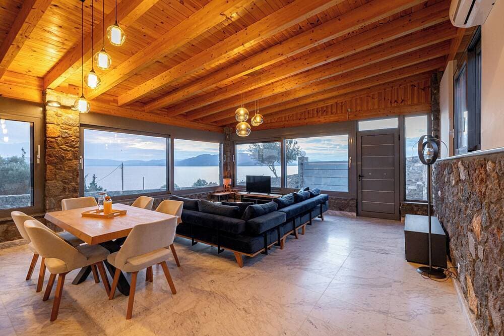 Foto 5 von 30: Epitome Villa Aegina