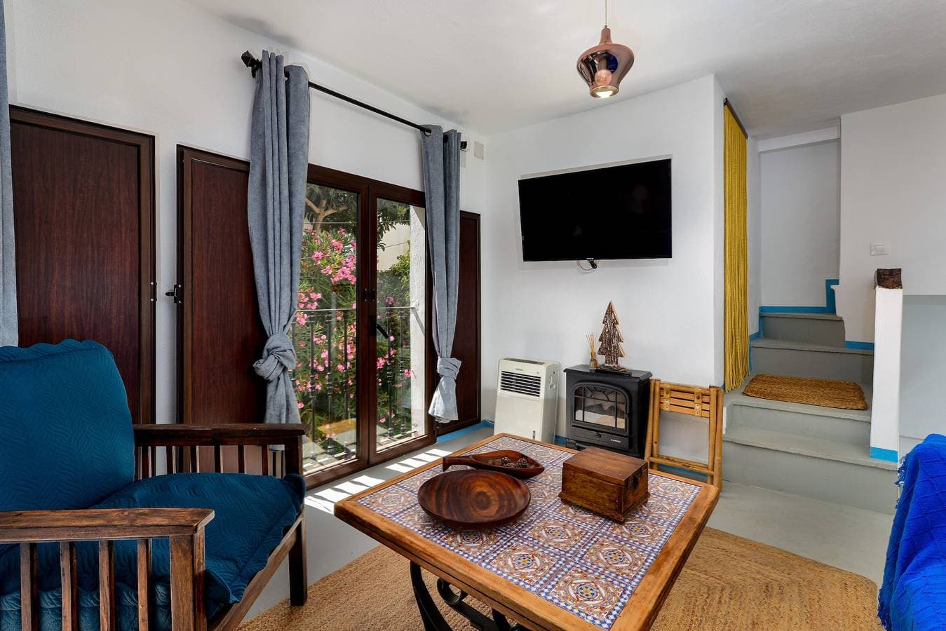 Foto 5 von 28: Einzimmerapartment 'La Casita De Casares' mit Meerblick, privater Terrasse und Balkon
