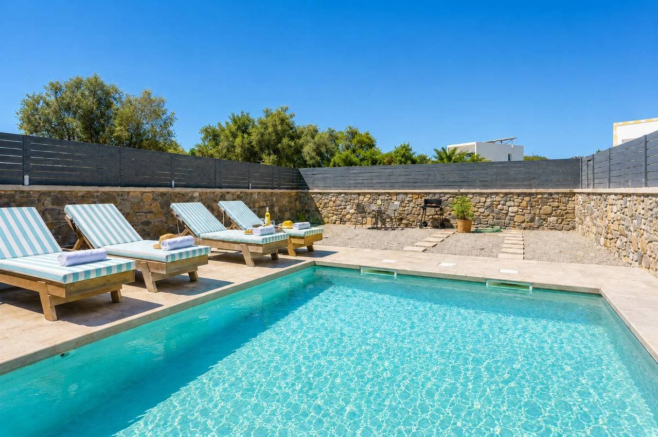Foto 5 von 17: Villa für 6 Personen mit Garten