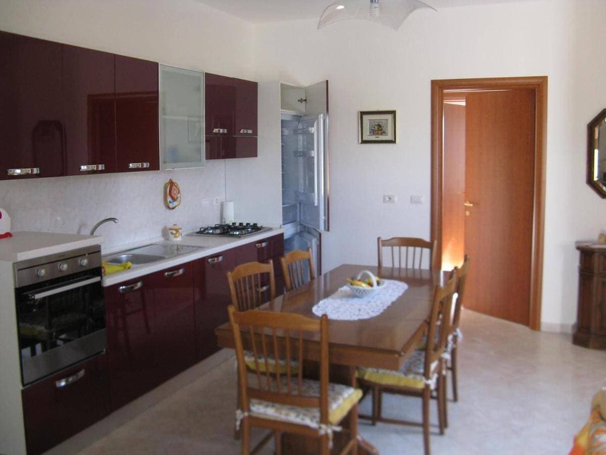 Foto 4 von 10: One-Bedroom Apartment