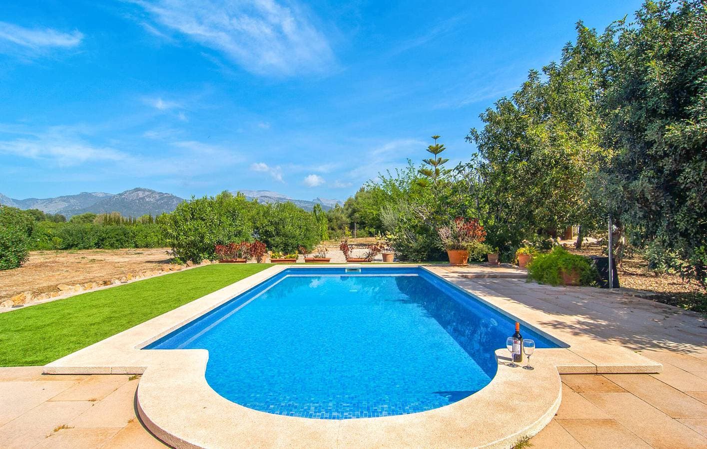Foto 5 von 38: Gemütliche Terrassenwohnung mit Pool, Küche und Grill in Búger