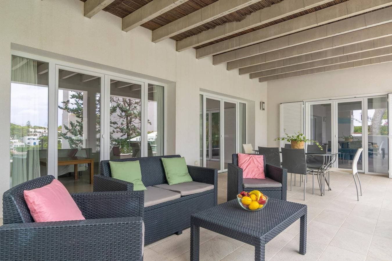 Foto 12 von 43: Cala Llonga - Spectacular villa with private pool and beautiful views to the marina. Free WiFi