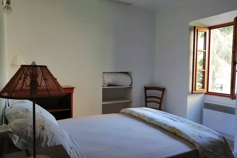 Renovated house ideally situated, Beach/mountain 1