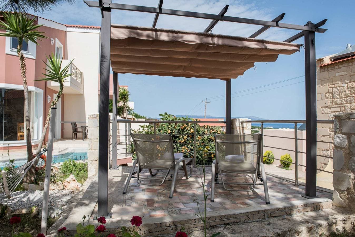 Foto 3 von 10: Pantanassa Villas -Terpsichore with Sea View