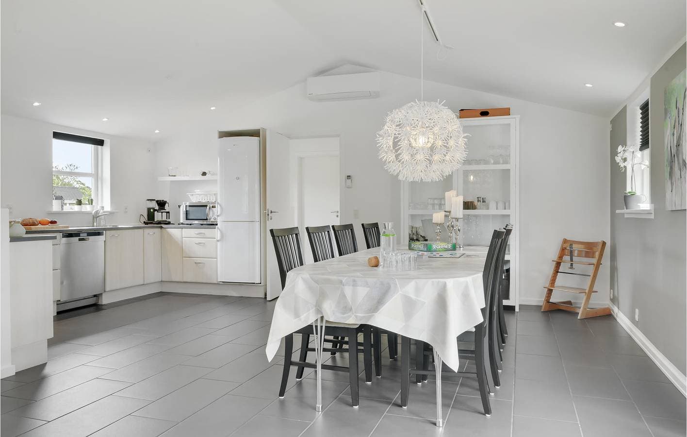 Foto 7 von 32: Ferienhaus für 8 Personen mit Terrasse